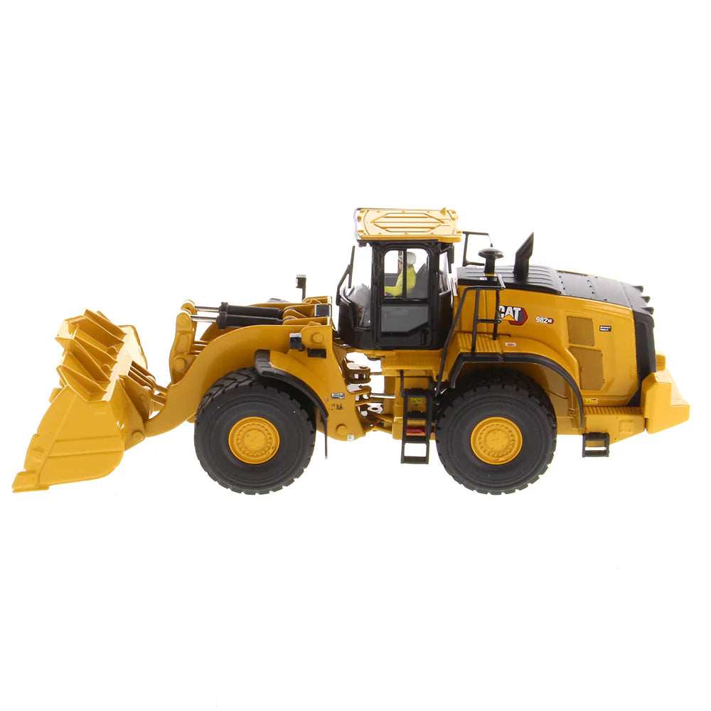 1:50 Cat® 982 XE Wheel Loader