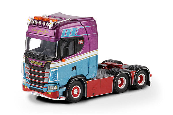 Christoffer Fjeld; SCANIA S HIGHLINE CS20H 6X2 TAG AXLE