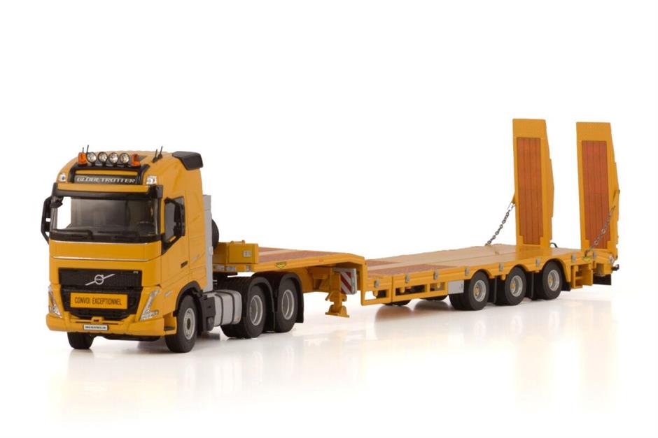 WSI Volvo FH5 6x2 semi lowloader
