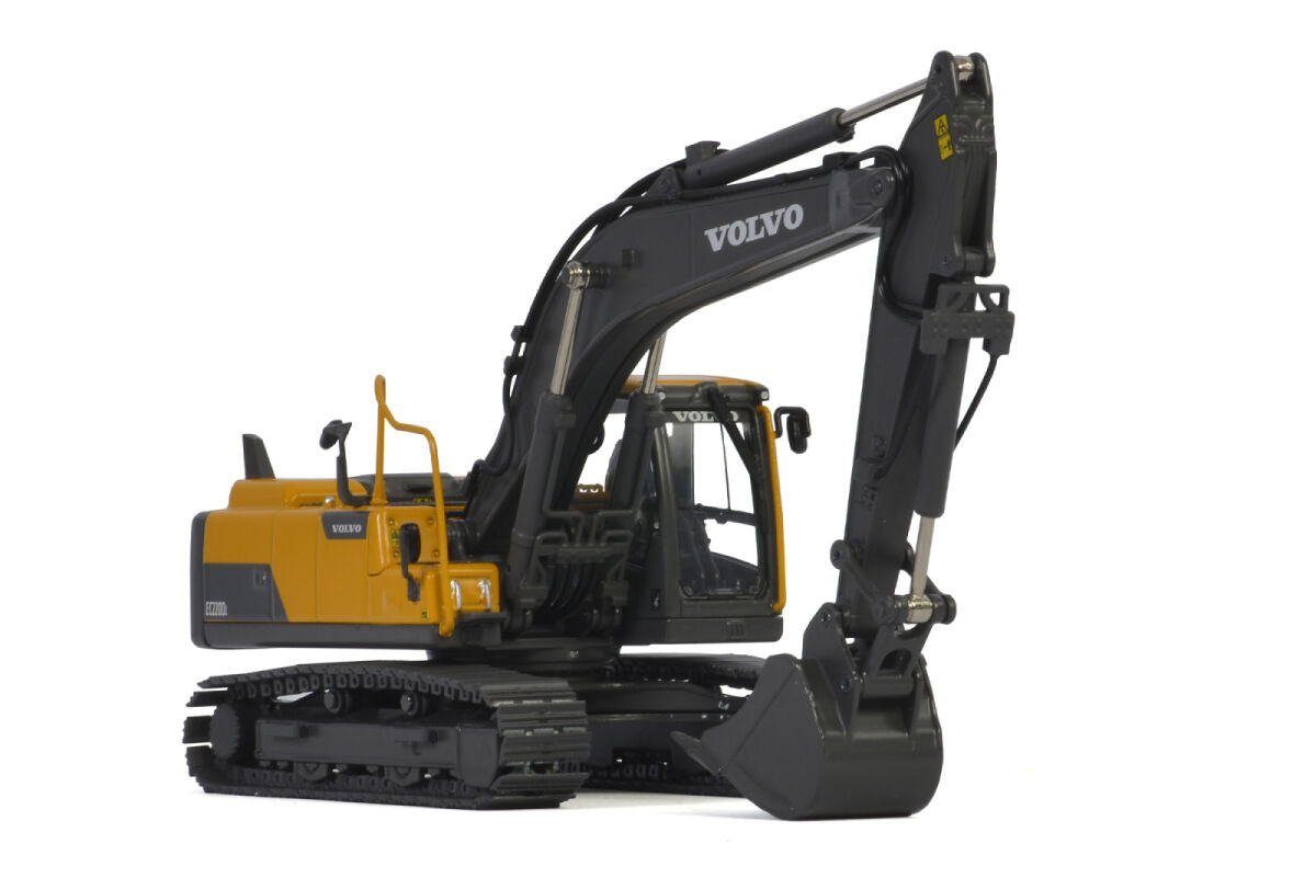 Volvo; VOLVO EC220D