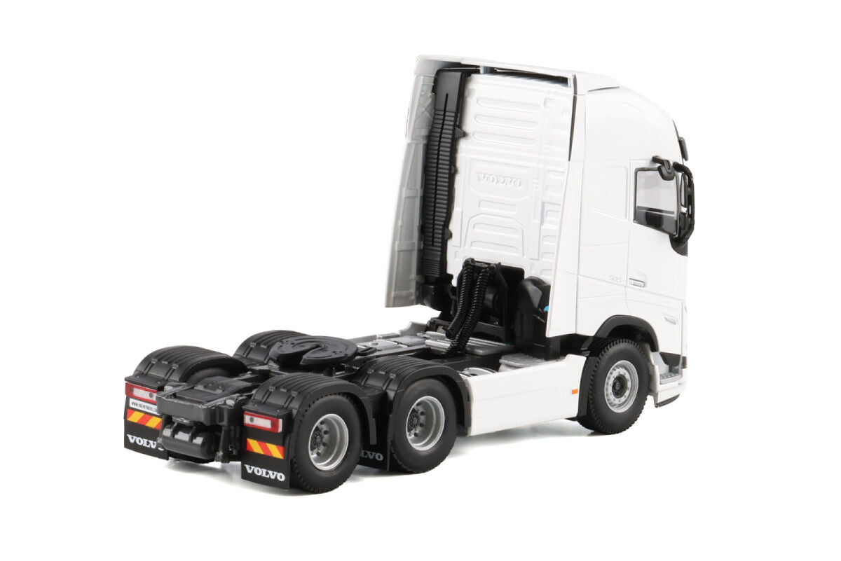 White Line; VOLVO FH5 MY2024 GLOBETROTTER XL 6X2 TAG AXLE