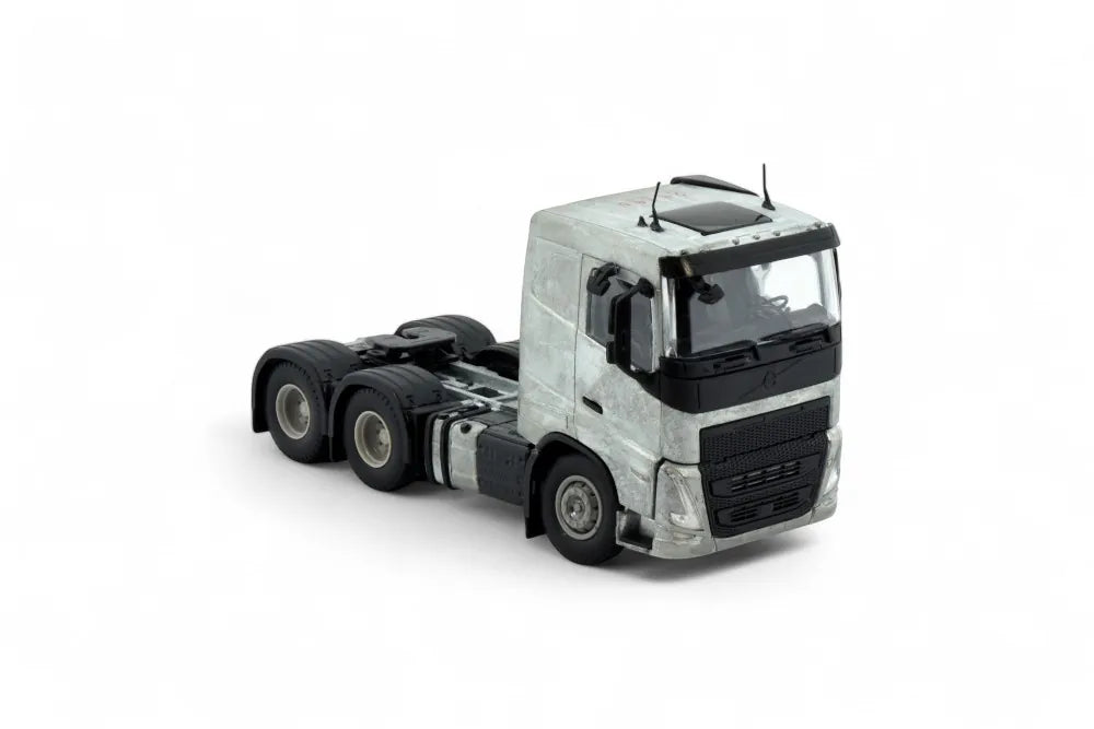 Volvo FH05 low cabin 6x4 tractor chassis kit