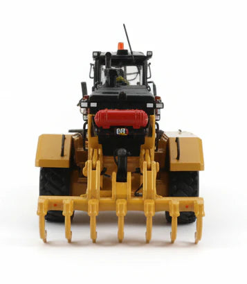 1:50 Cat® 16 Motor Grader