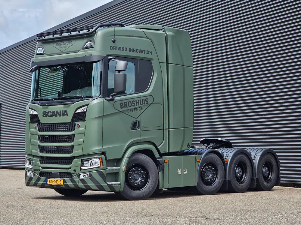 Scania NGS Highline 8x4 met 3-bed-5 Broshuis