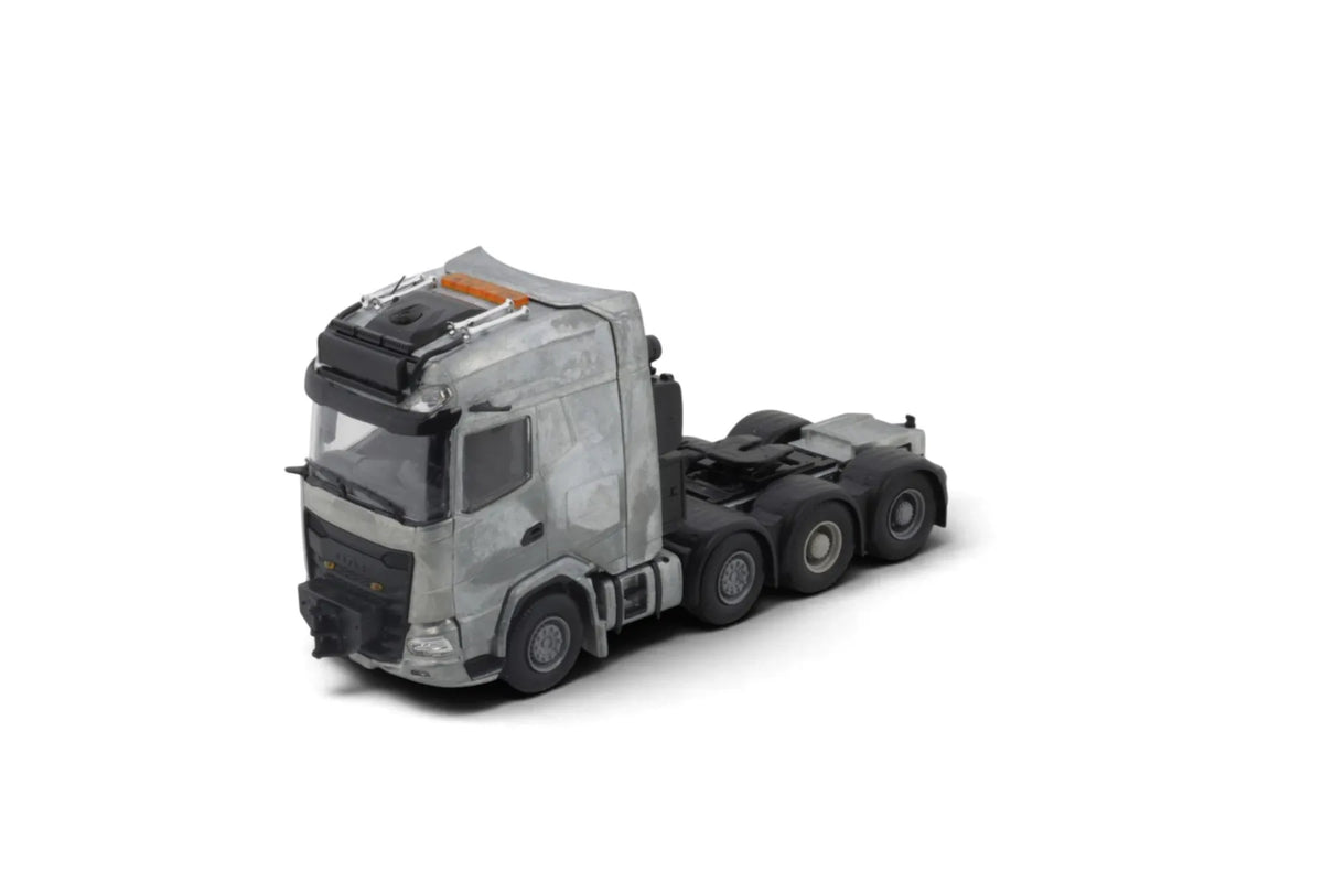 Building kit / DAF XG+ 8x4 tractor (EK)