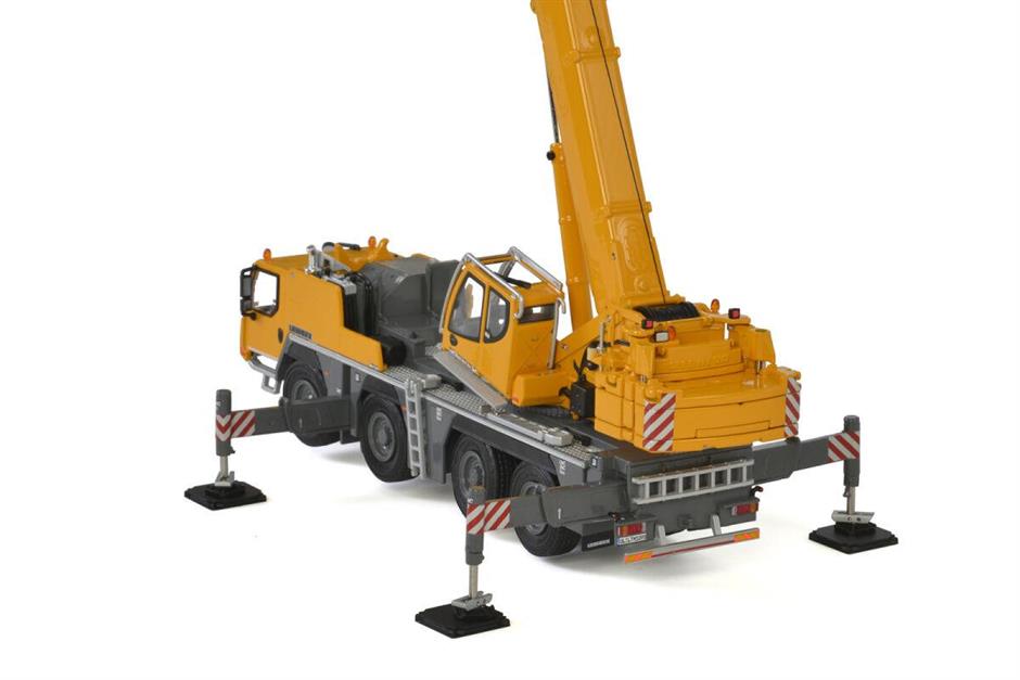 WSI Liebherr LTM 1090-4.2