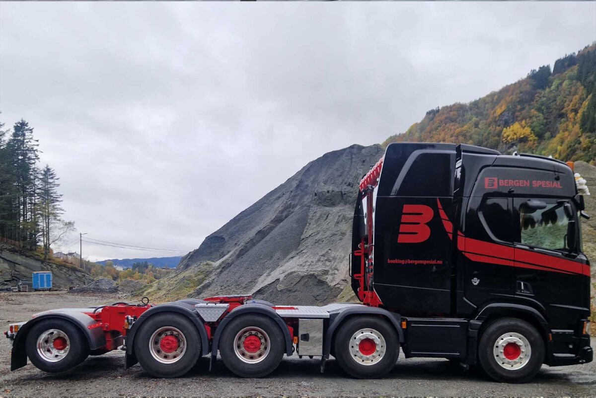 Bergen Spesialtransport; SCANIA R HIGHLINE CR20H 8X4