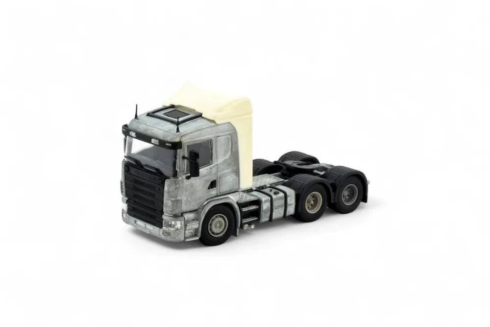 Scania 4 serie low roof 6x2 long tractor chassis