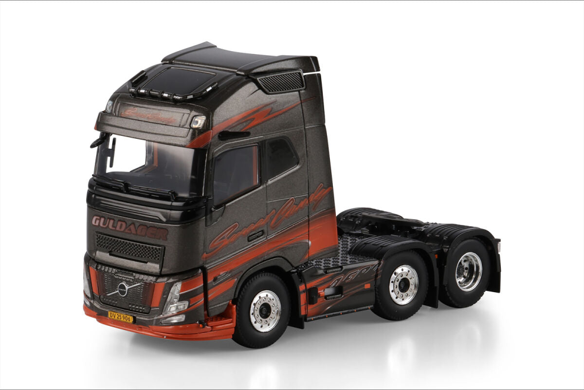 Guldager; VOLVO FH AERO GLOBETROTTER XL 6X2 TWIN STEER