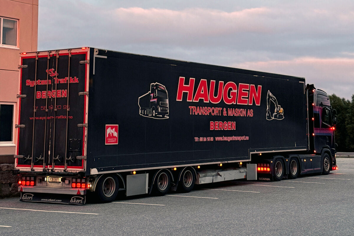 Haugen; SCANIA S HIGHLINE CS20H 6X4 SEMI BOX TRAILER - 3 AXLE