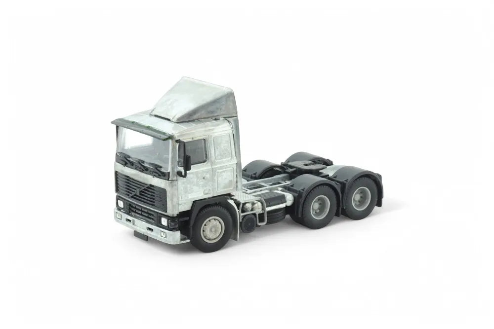Volvo F16 low cab 6x2 Tractor kit