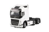White Line; VOLVO FH5 MY2024 GLOBETROTTER XL 6X2 TAG AXLE