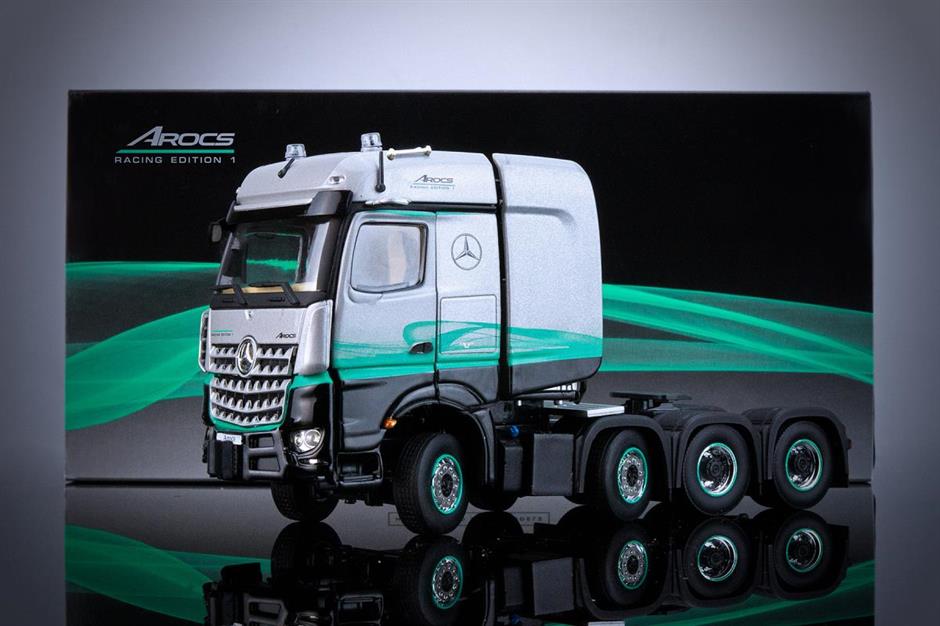 MB Arocs Big Space Racing Edition (T)